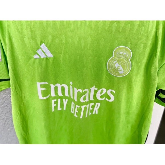 NWT- Adidas Real Madrid jersey set size medium Green - Picture 4 of 12